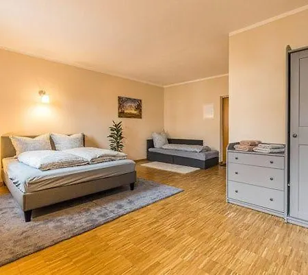 Stadtgut Moelkau Lejlighed *